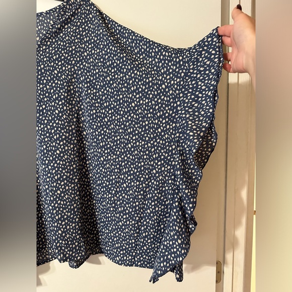 BloomChic batwing asymmetrical flowy top size 12 - Picture 5 of 13